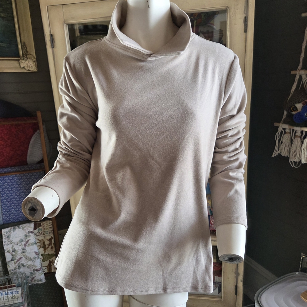 Elegant Women's Beige Turtleneck